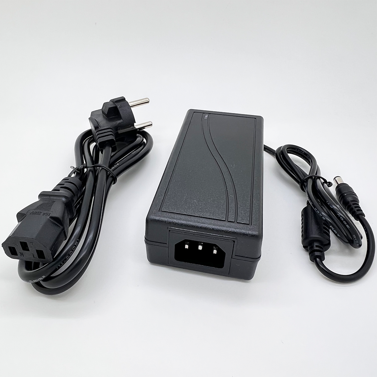 Alimentation 230 V - 12 V / 5 A pour ruban de Leds