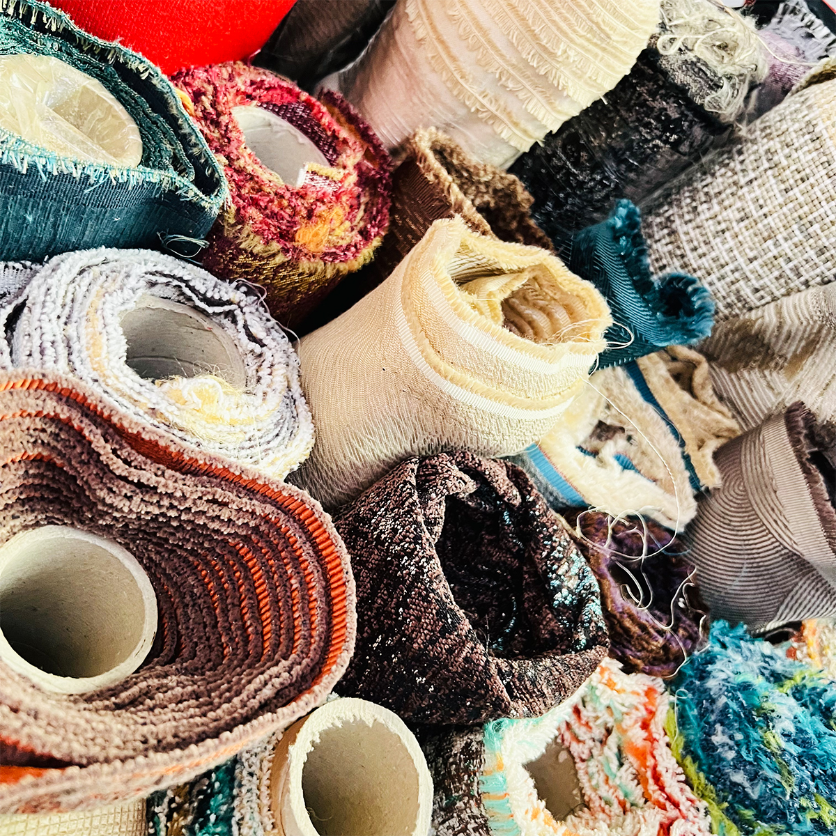 Tissu velours pour rideau au mètre (coloris au choix)