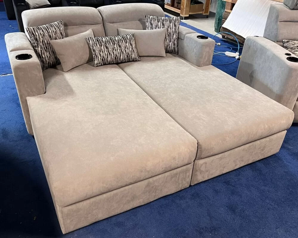 Méridienne home cinema maison, le top du confort devant votre film